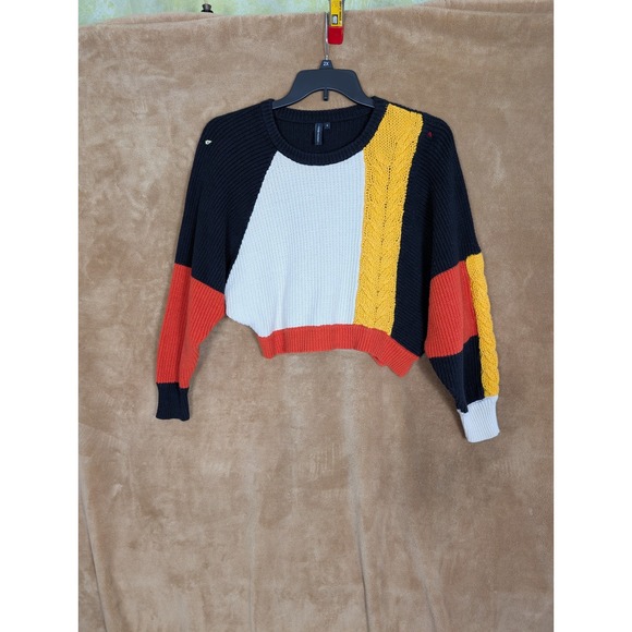 Moon & Madison Color Block Cropped Sweater Knit Top Pullover Yellow black - Picture 1 of 4